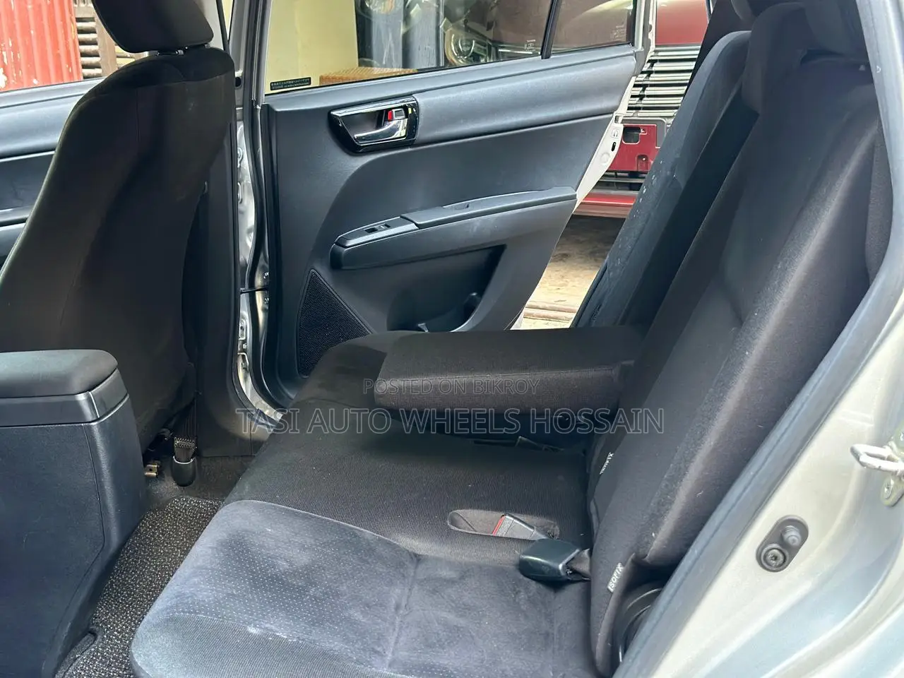 Toyota Corolla Fielder 1.5 Hybrid FWD 2020 Silver