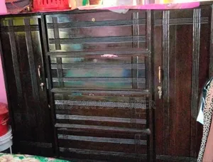 কাঠের ওয়ার ড্রপ