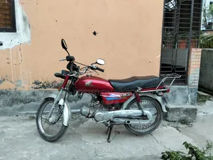 Honda 2007 Red