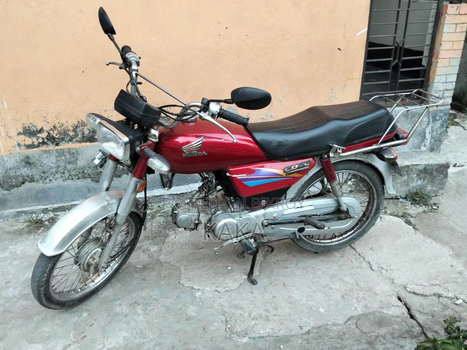 Honda 2007 Red
