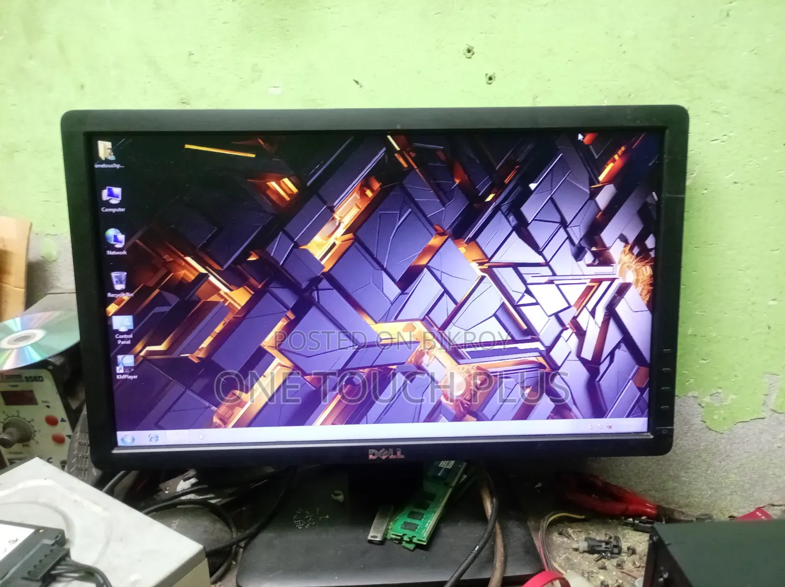 ডেল ১৯ ইঞ্চি এলইডি ফুল ফ্রেশ ১০০% ওকে
