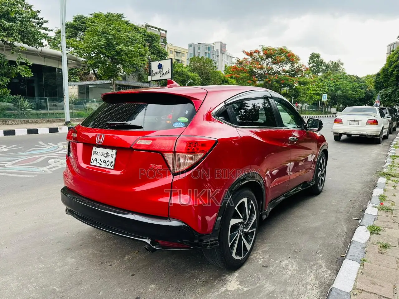 Honda Vezel 1.5 2WD 2016 Red