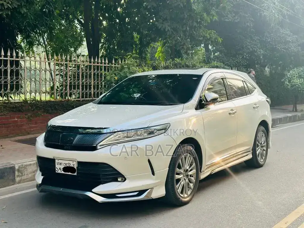 Toyota Harrier 2.0 2018 Pearl