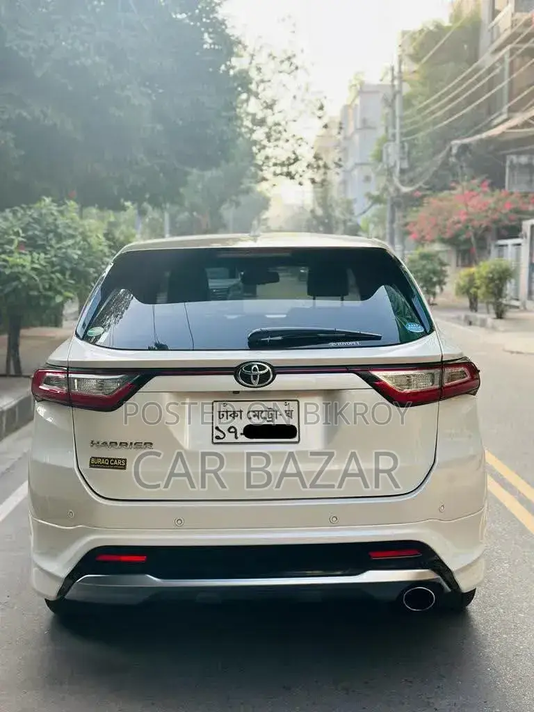 Toyota Harrier 2.0 2018 Pearl