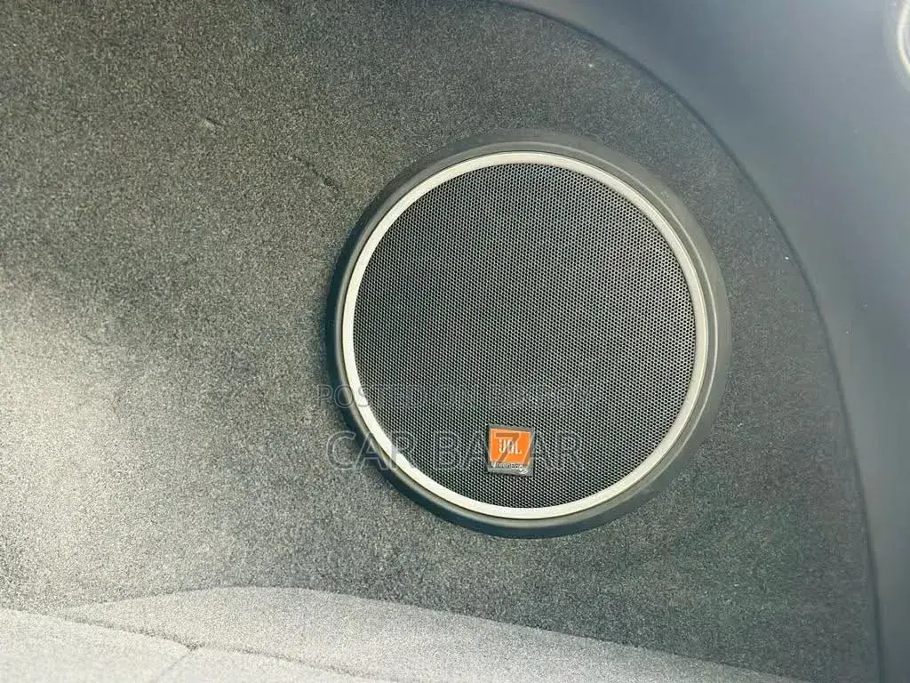 Toyota Harrier 2.0 2018 Pearl
