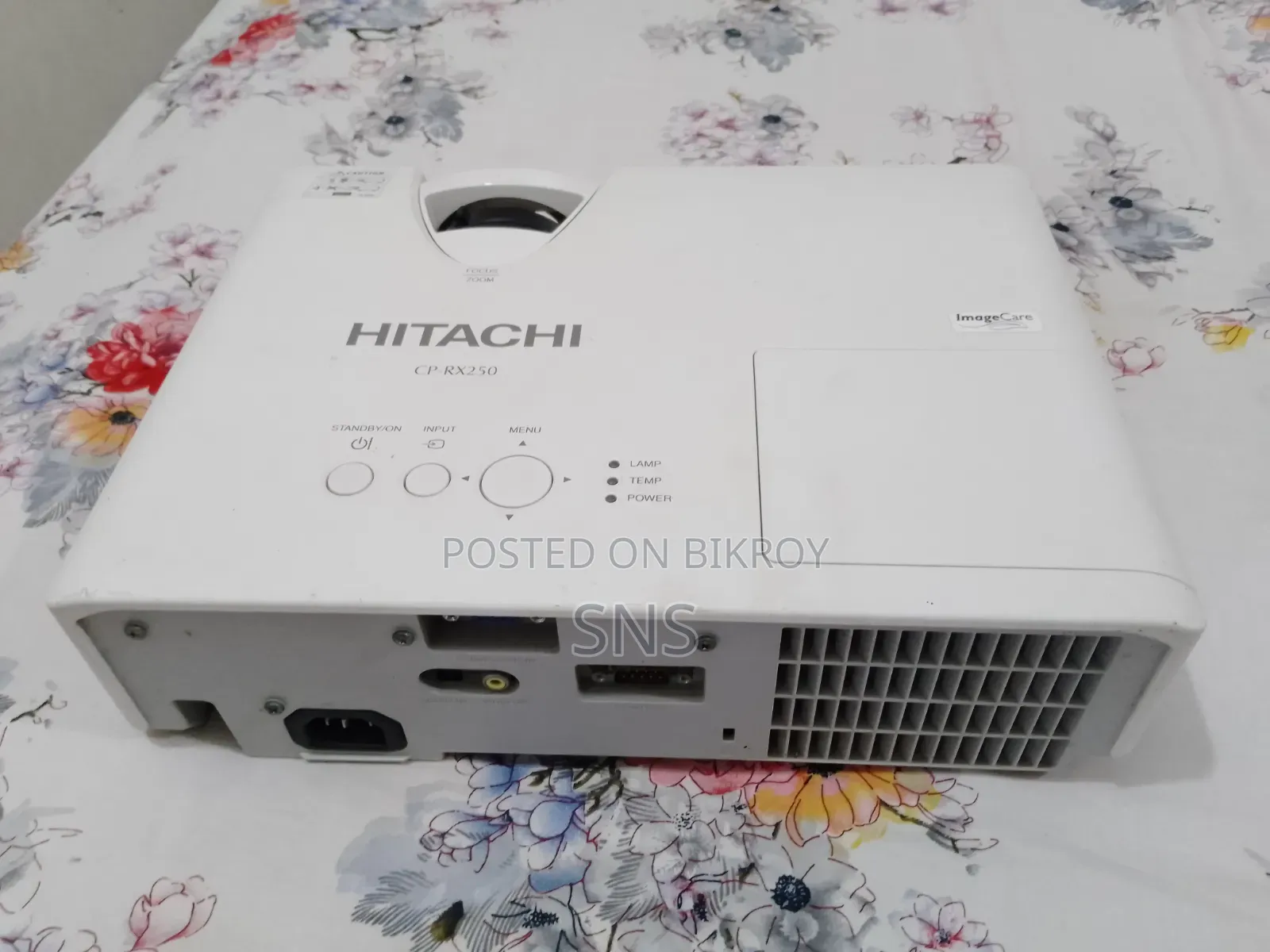 Hitachi Projector