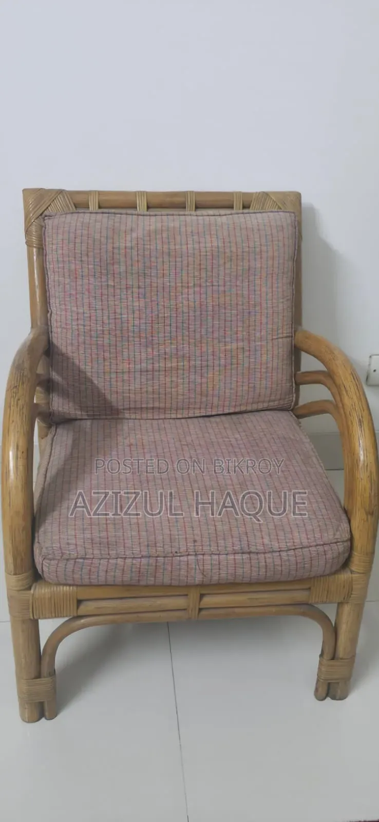 Single Sofa (ব্যথের )