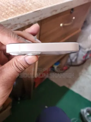 Apple iPhone 13 128 GB White