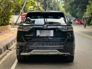 Toyota Harrier 2.0 2014 Black
