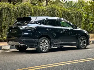 Toyota Harrier 2.0 2014 Black