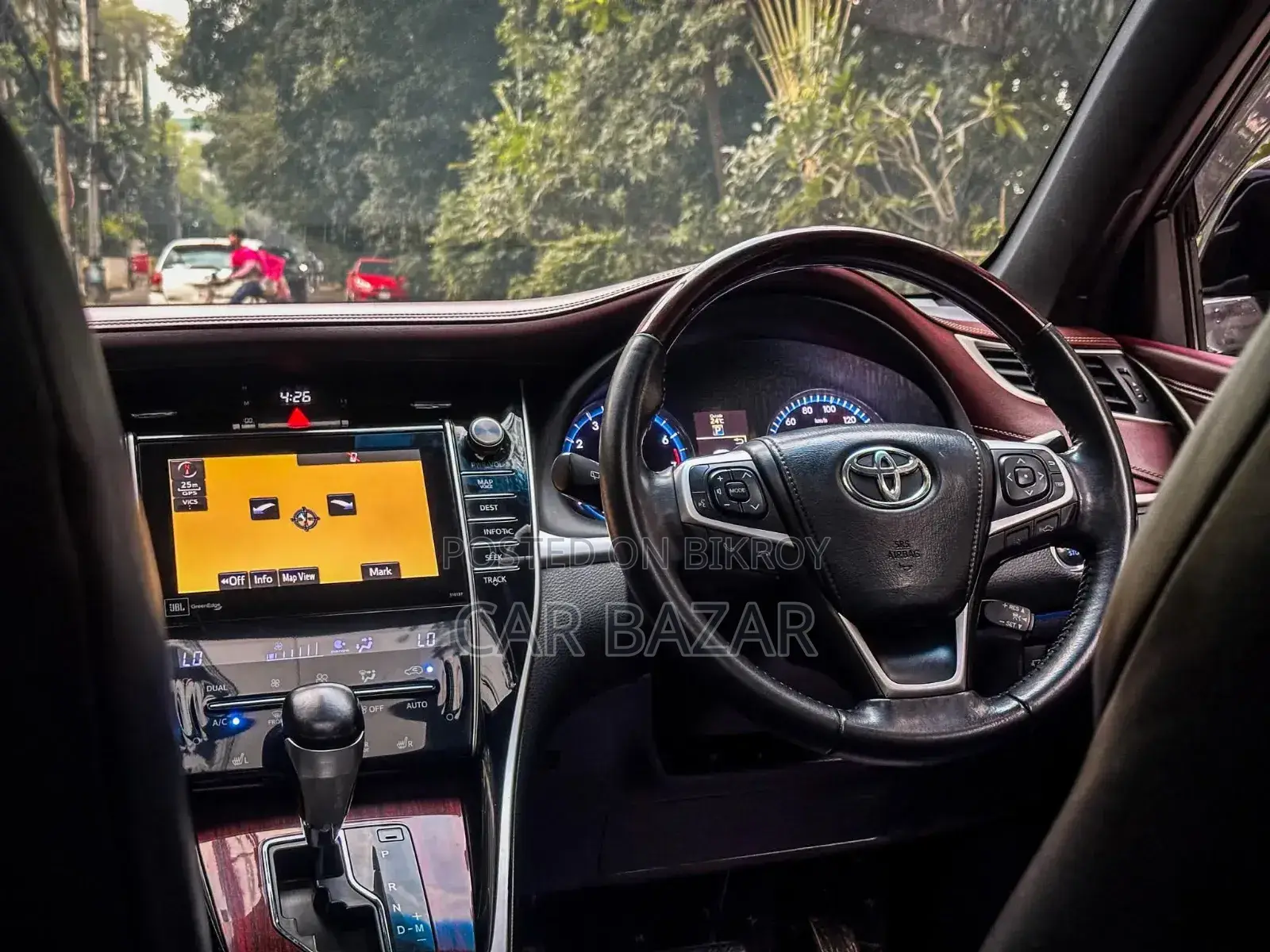 Toyota Harrier 2.0 2014 Black