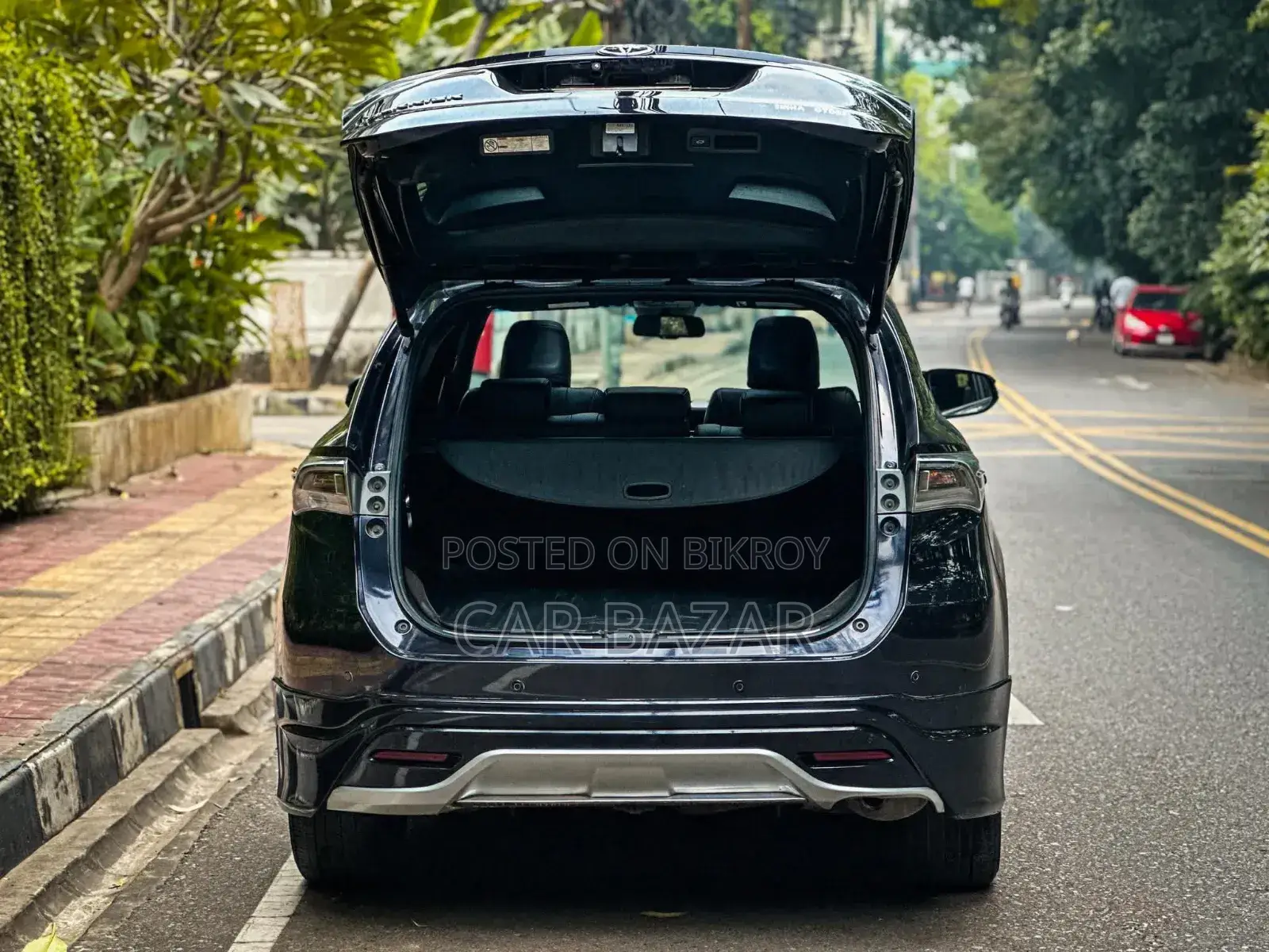 Toyota Harrier 2.0 2014 Black