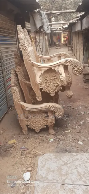 সোফা সেট (২+২+১)