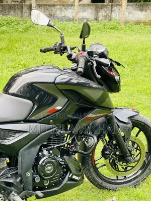 Bajaj Pulsar N160 2024 Black
