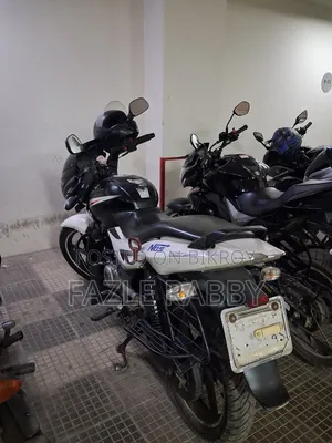 Bajaj Pulsar 150 2016 Purple
