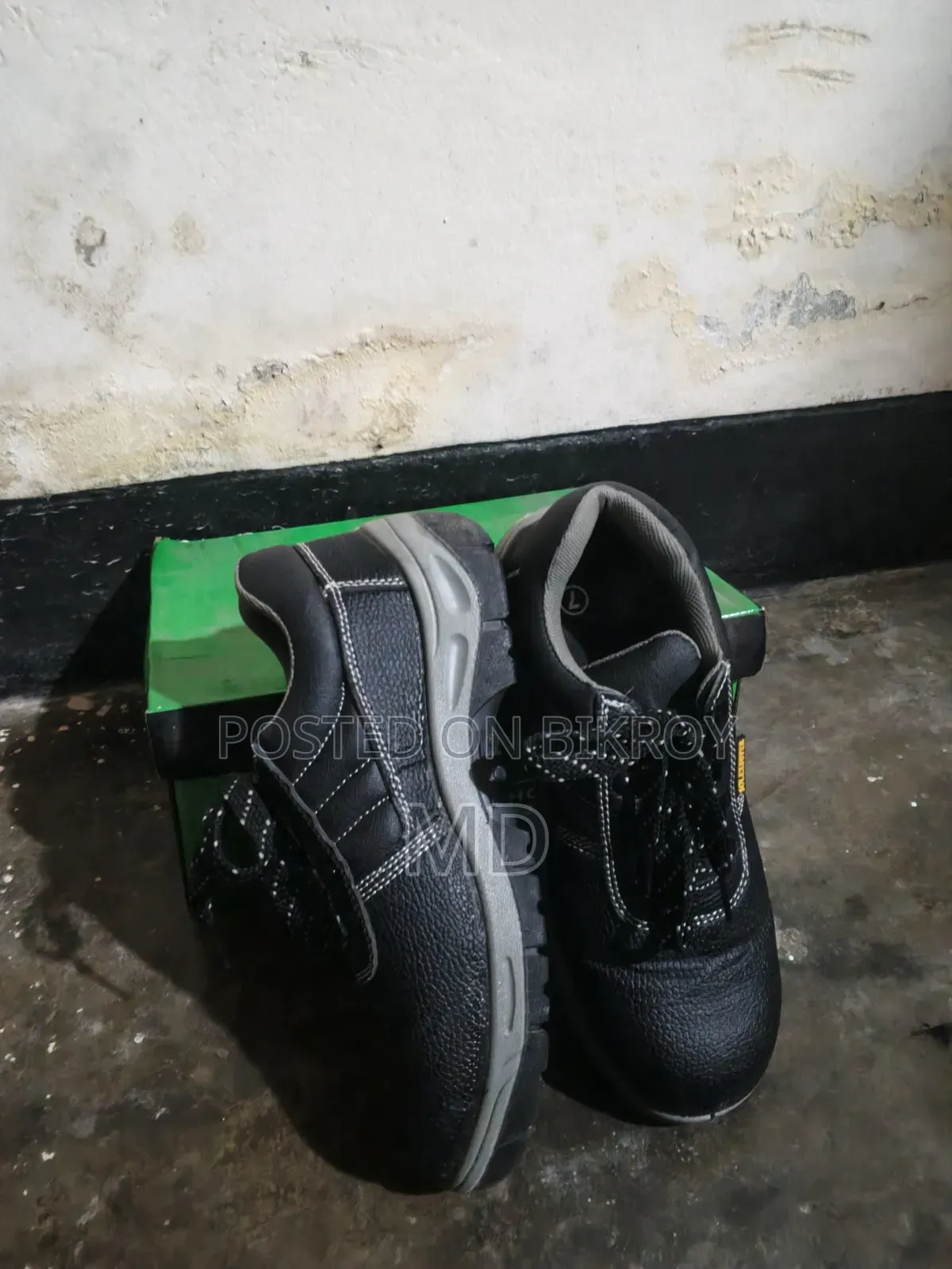 Safety Shoes, Size 41