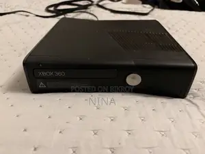 Xbox 360 S - 250 Gb