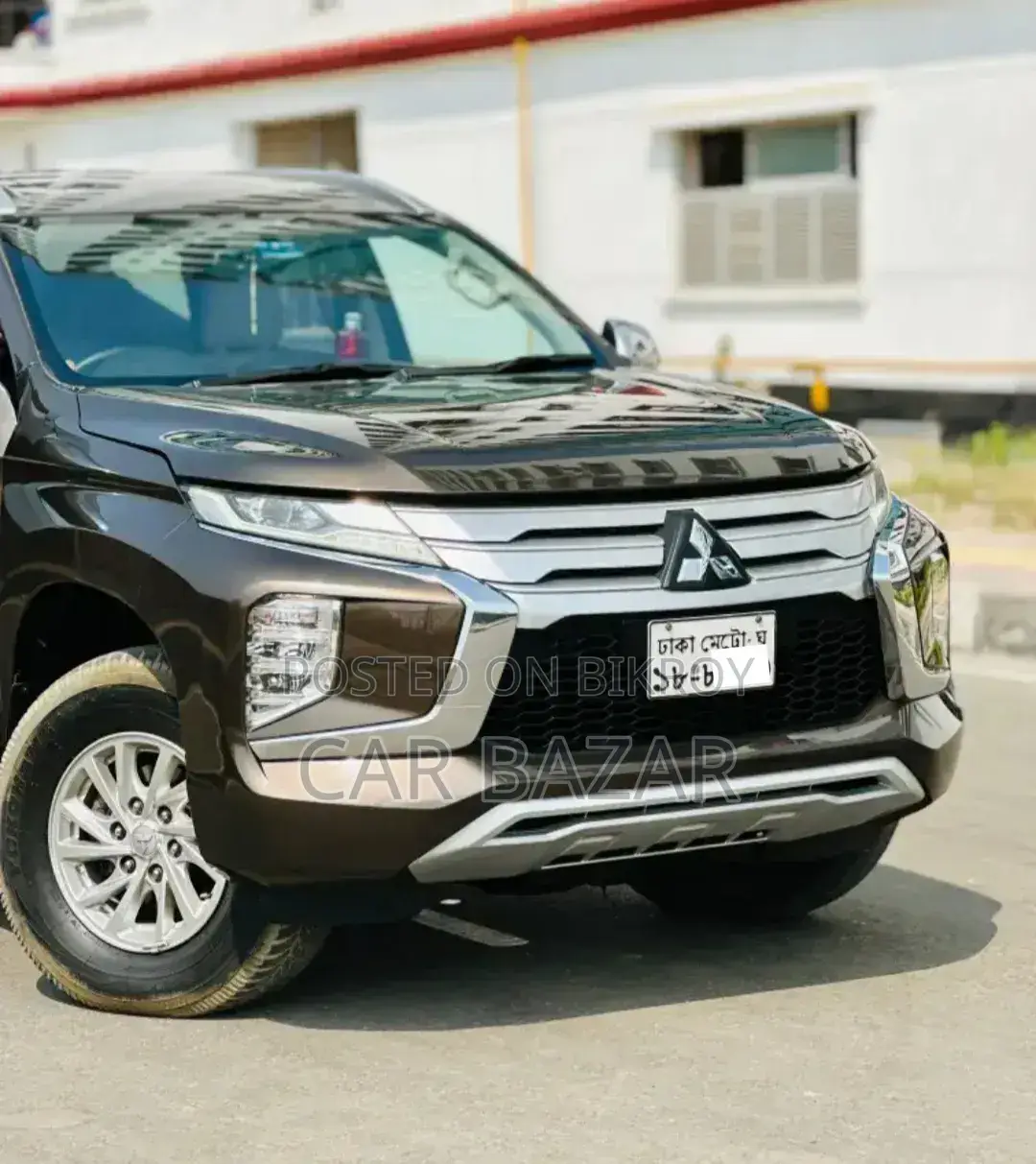 Mitsubishi Pajero 2019 Gray