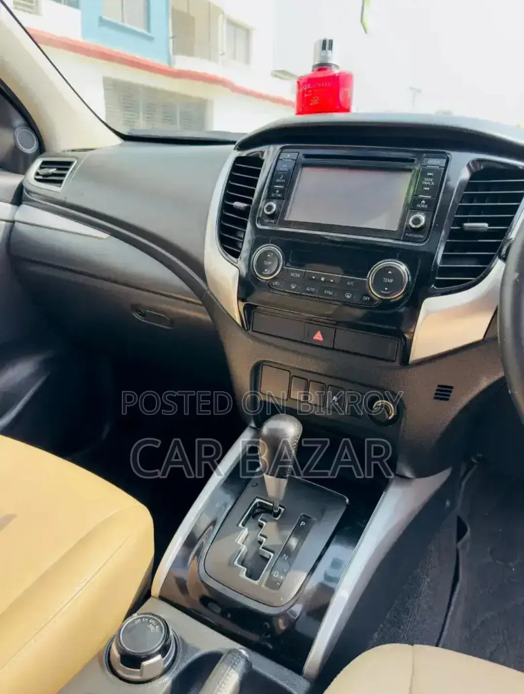 Mitsubishi Pajero 2019 Gray
