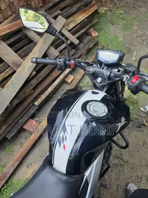 TVS Apache 160 4V 2021 Black