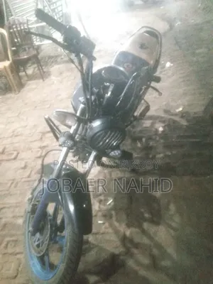 মোটরসাইকেল ২০১১ ব্ল্যাক