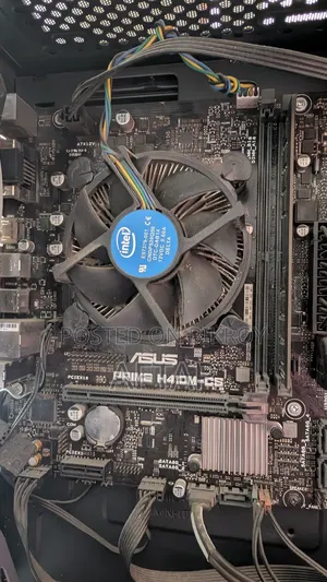 Desktop Computer Asus A4110 8GB Intel Core I3 SSD 128GB