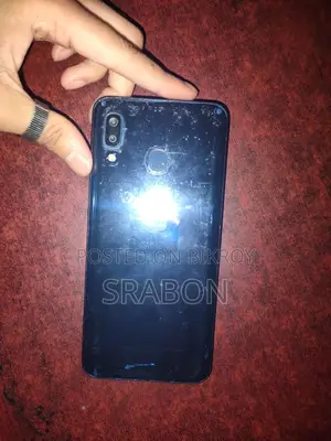 Samsung Galaxy A20 32 GB Blue