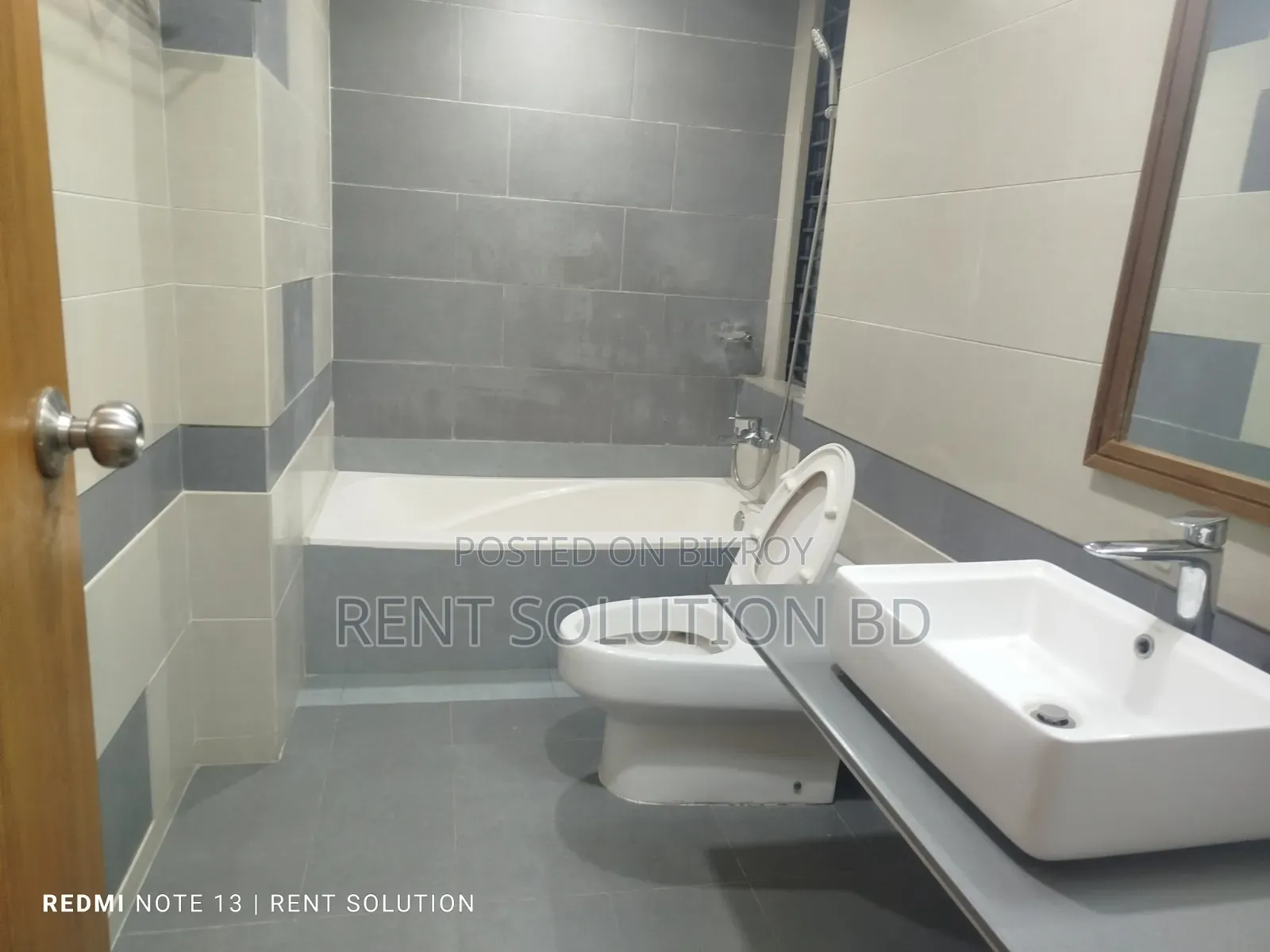 Furnished 3bdrm Apartment in Rent Solutions Bd, Banani for Rent