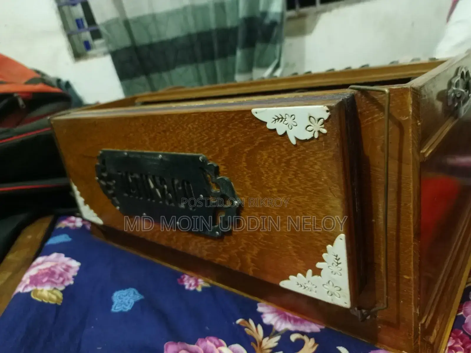 হারমোনিয়াম বিক্রি হচ্ছে