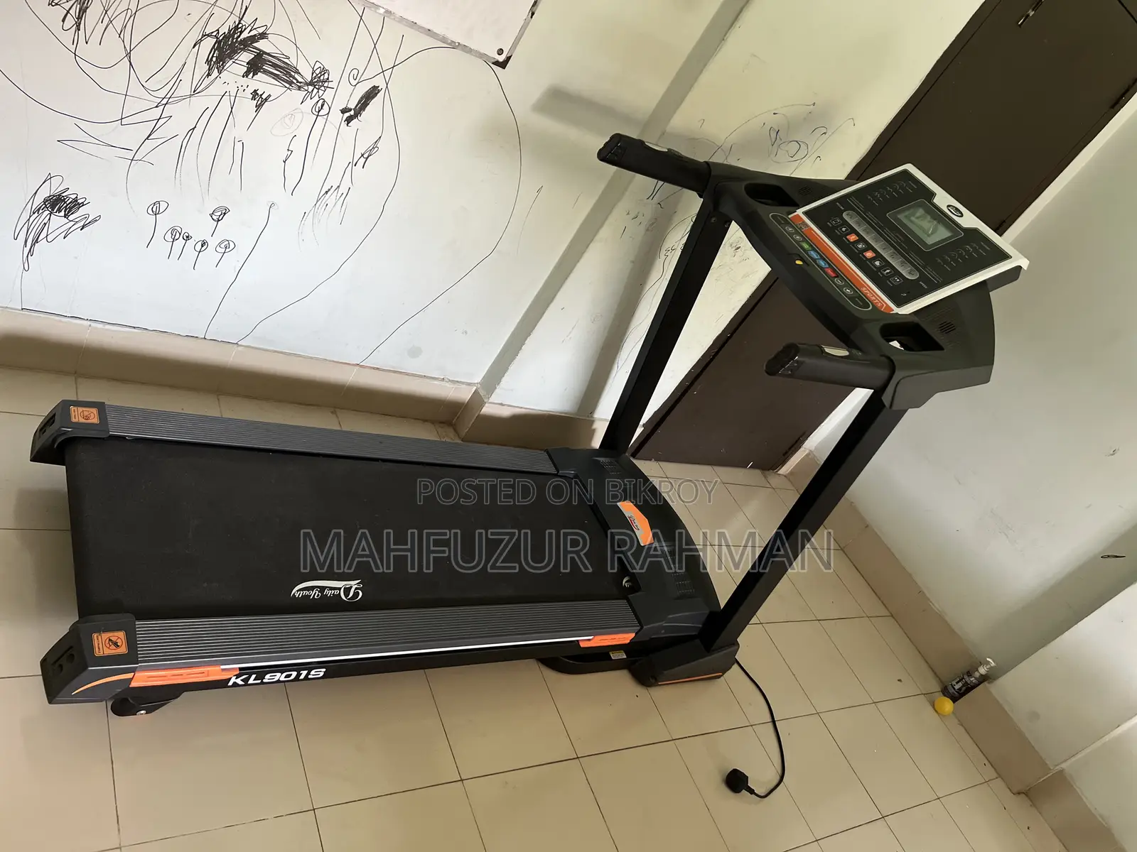 Foldable Motorized Treadmill KL 901S