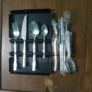 16-Piece Cutlery Set Intact