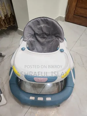 বেবি ফিডিং চেয়ার এবং ওয়াকার