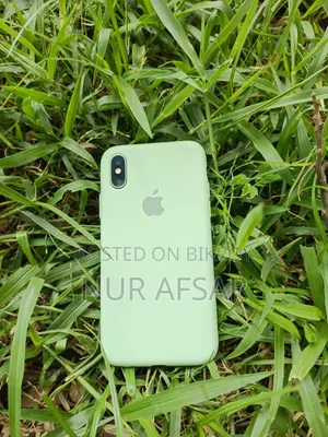 Apple iPhone X 64 GB Red