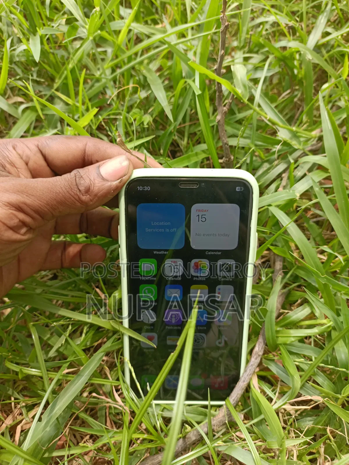 Apple iPhone X 64 GB Red