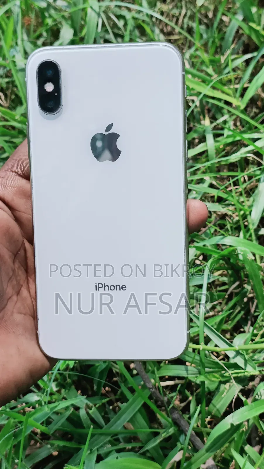 Apple iPhone X 64 GB Red
