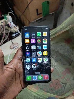 Apple iPhone X 64 GB Red