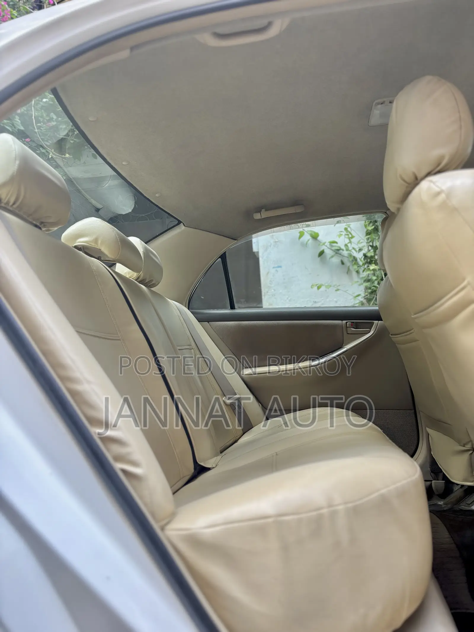 Toyota Corolla 2005 White
