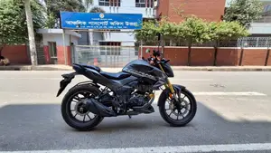 Honda Hornet 2025 Black