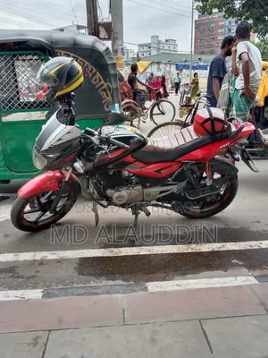 Bajaj Pulsar 150 2016 Red