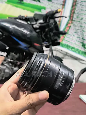ক্যানন ৬ডি লেন্স ৮৫মিমি