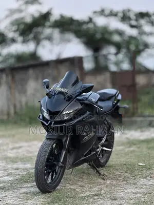 Yamaha 2021 Black