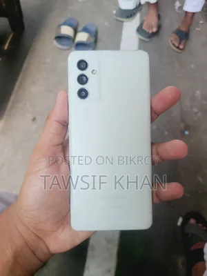 Samsung Galaxy Quantum 2 128 GB White