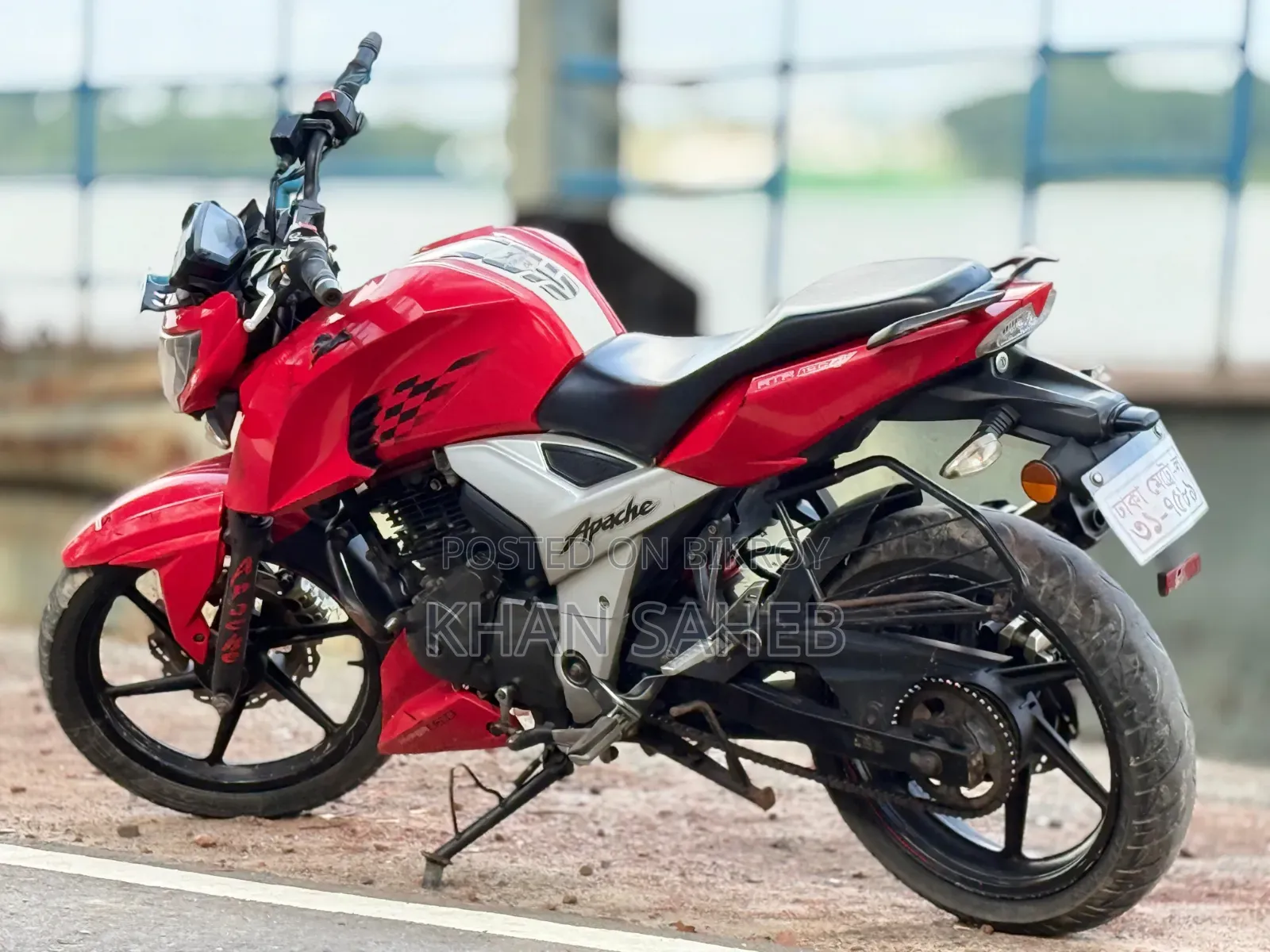 TVS Apache RTR 160 4V 2019 Red