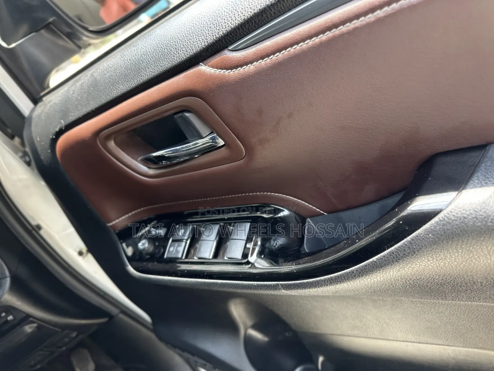 Toyota Esquire 2.0 FWD (7 Seater) 2020 Black