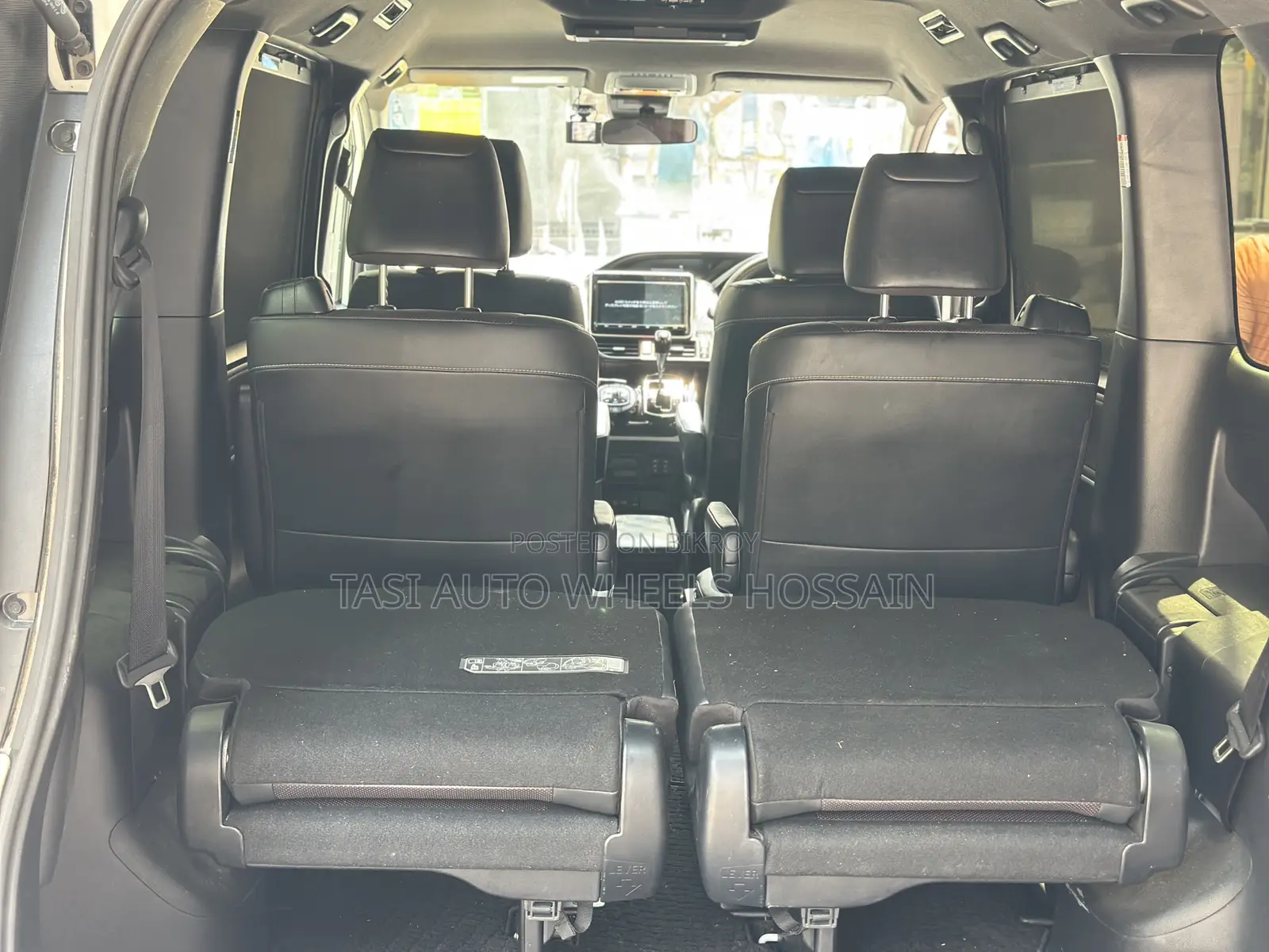Toyota Esquire 2.0 FWD (7 Seater) 2020 Black
