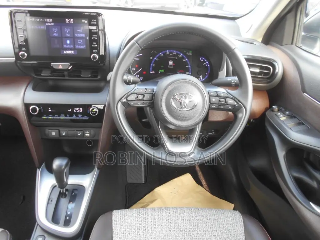 Toyota Yaris Cross 1.5 Hybrid AWD 2021 Pearl