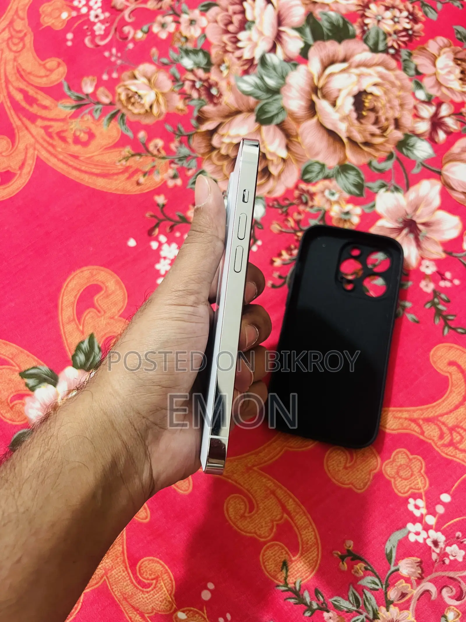 অ্যাপল আইফোন ১৪ প্রো ১২৮ জিবি সিলভার