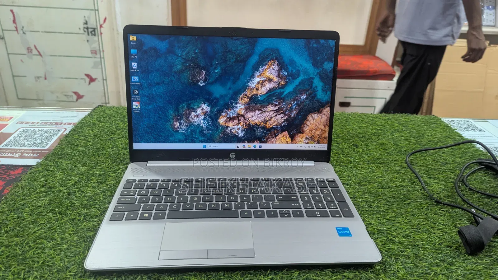 Laptop HP 15 4GB Intel Core I3 SSD 128GB