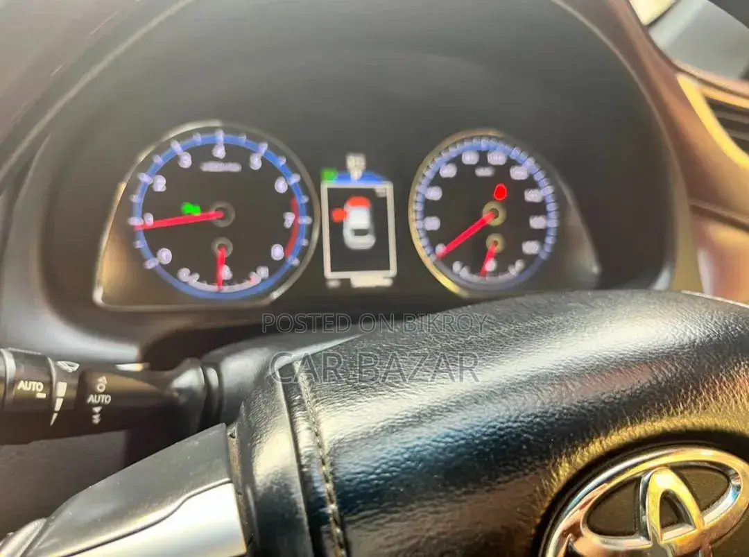 Toyota Harrier 2.0 2015 Pearl