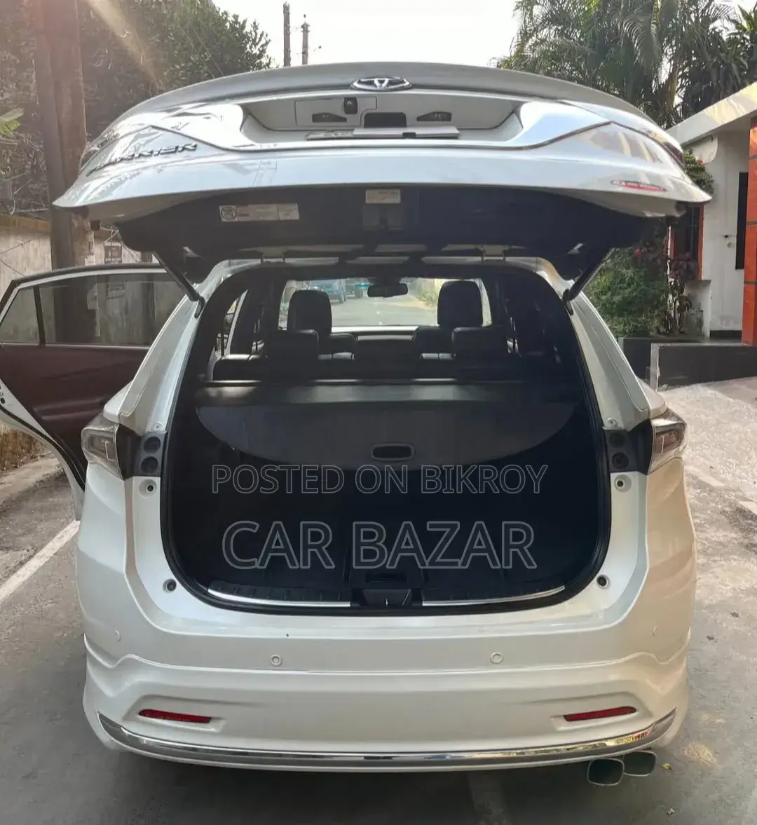Toyota Harrier 2.0 2015 Pearl